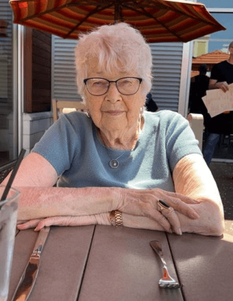 E. Helene Pierce Obituary
